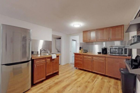 Hip Holly Lower Property in Denver Home